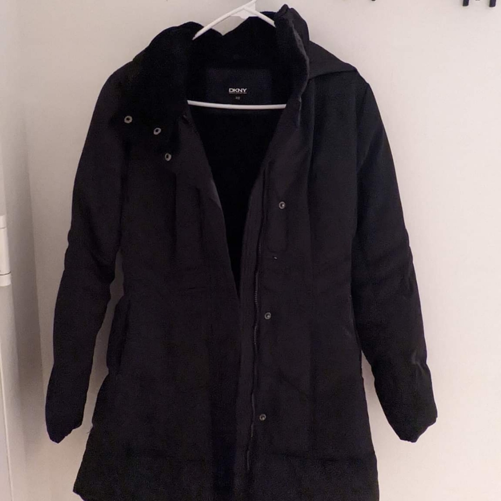 DKNY black down puffer jacket XS